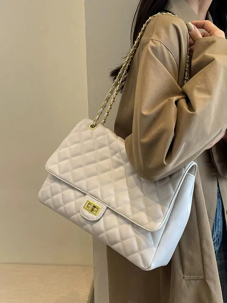 Turn Lock Closure Quilted Shoulder Bag